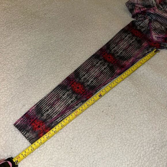 Nike Pro Combat Womens Pink Red Black Abstract Quarter Zip Medium EUC - Picture 12 of 13